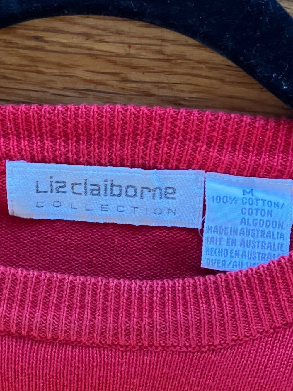 Liz Claiborne Red Shortsleeve Pullover Top - Picture 2 of 2